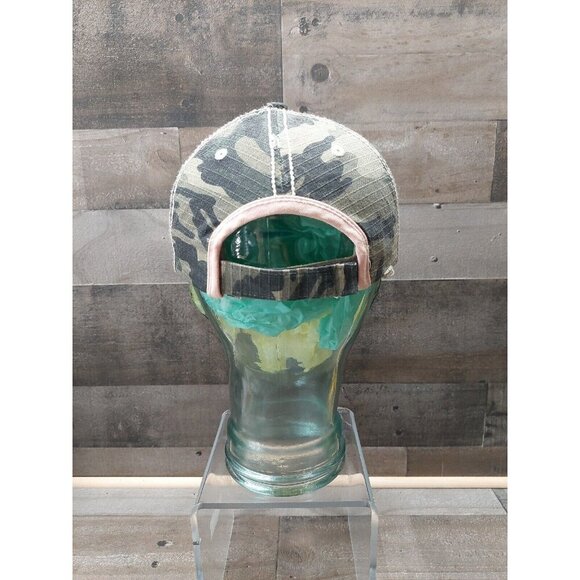 Budweiser Paramount Outdoors Pink And Camouflage Distressed Hook n Loop Hat - Picture 3 of 8